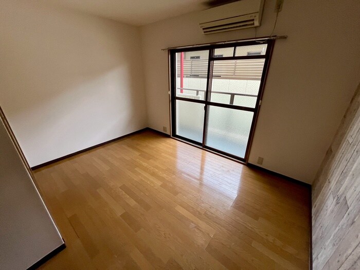 物件内観写真6　(居室)