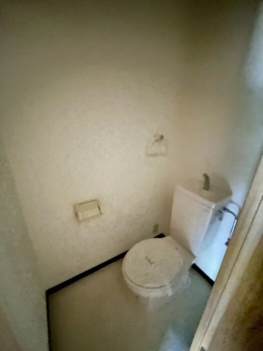 物件内観写真11　(トイレ)