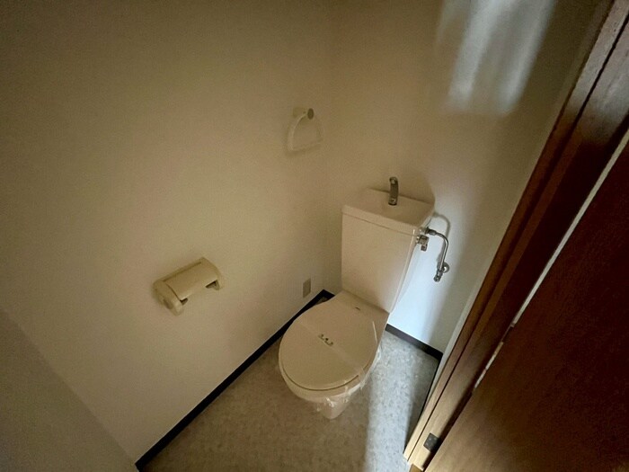 物件内観写真12　(トイレ)