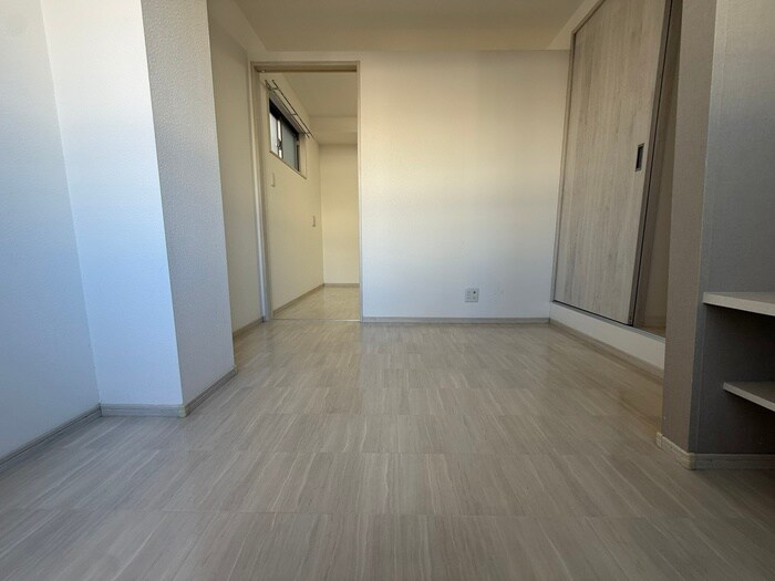 物件内観写真7　(居室)