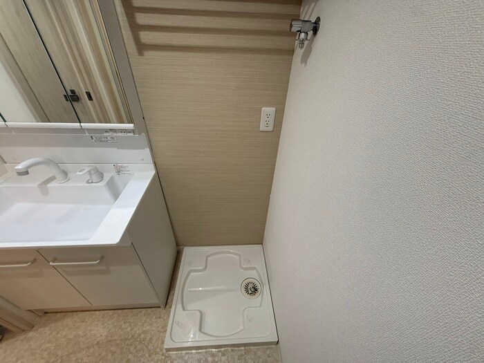 物件内観写真20　(洗濯機置場)