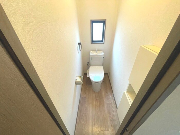 物件内観写真15　(トイレ)