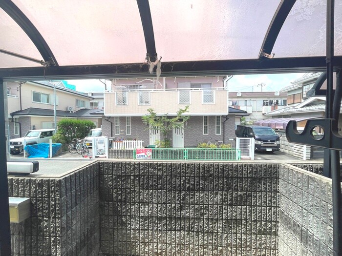 物件内観写真21　(室内からの展望)