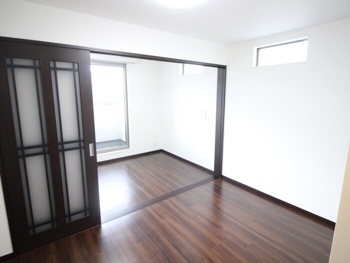 物件内観写真7　(居室)