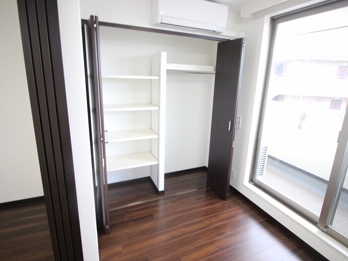 物件内観写真8　(収納)