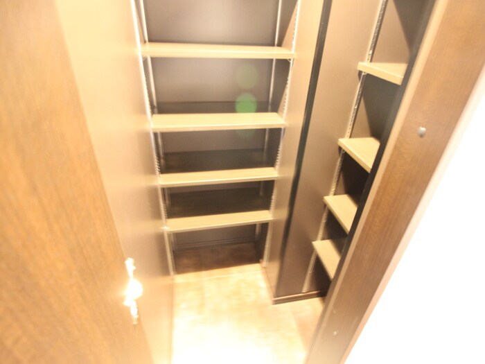 物件内観写真12　(靴箱)