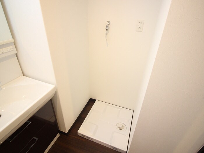 物件内観写真19　(洗濯機置場)