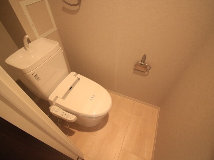 物件内観写真9　(トイレ)