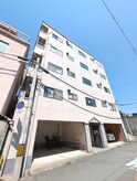 マンションカーサー