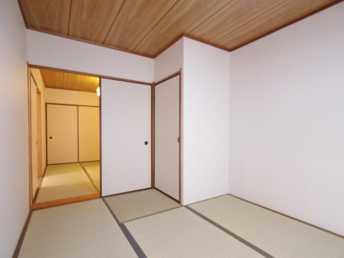 物件内観写真9　(居室)