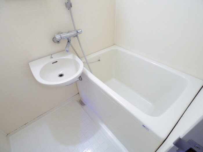 物件内観写真12　(バス／シャワールーム等)