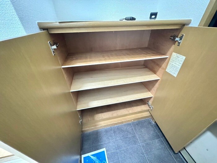 物件内観写真20　(靴箱)