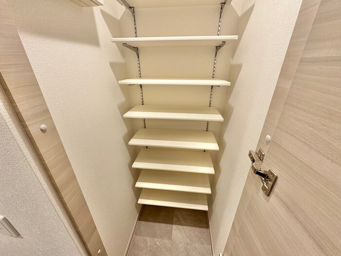 物件内観写真14　(靴箱)