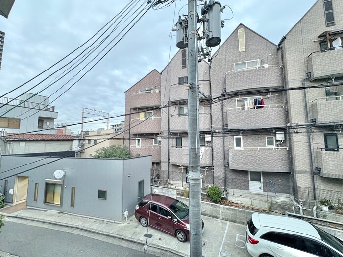 物件内観写真20　(室内からの展望)