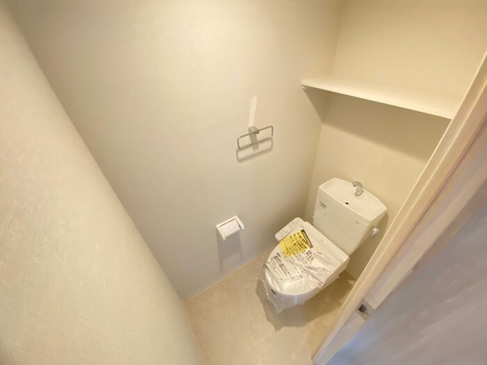 物件内観写真14　(トイレ)