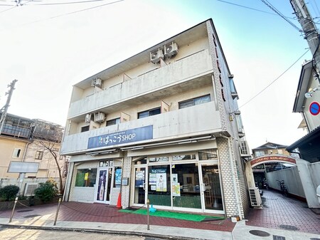 コーポ太秦外観写真
