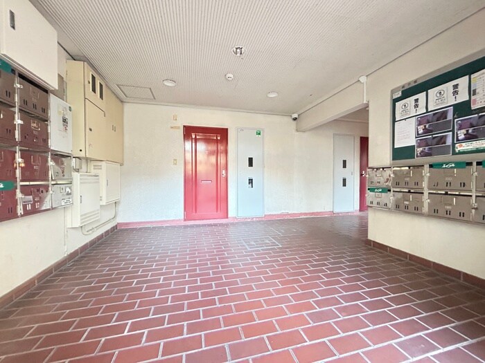 コーポ太秦のエントランス部分