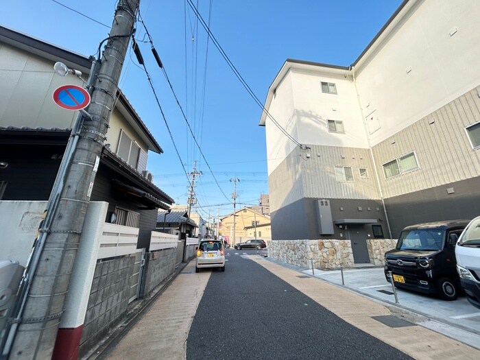 物件外観写真6　(周辺環境)