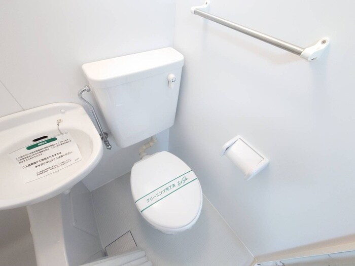 物件内観写真13　(トイレ)