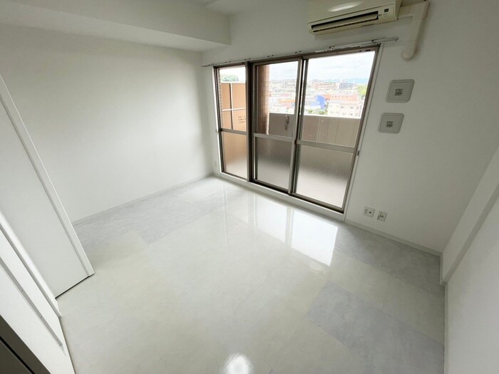 物件内観写真12　(居室)