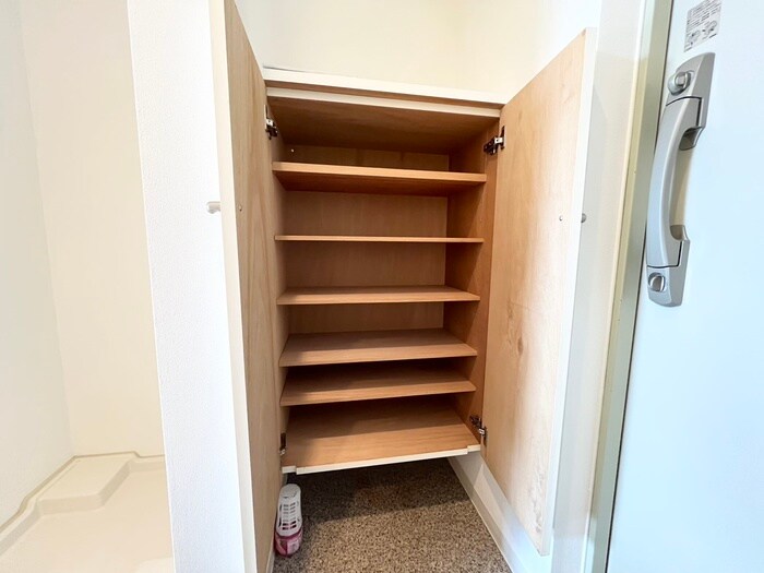 物件内観写真19　(靴箱)
