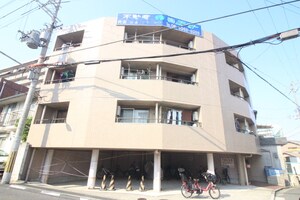 ラフォーレ梅北外観写真