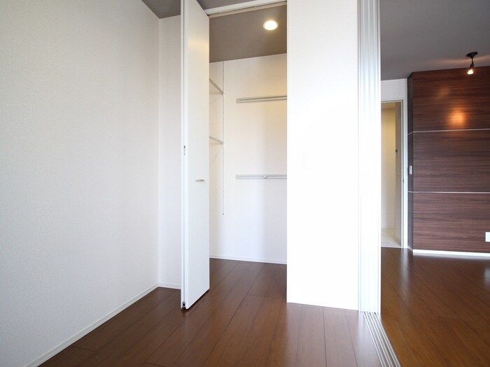 物件内観写真14　(収納)