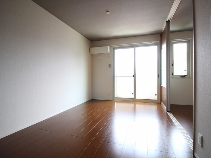 物件内観写真22　(居室)