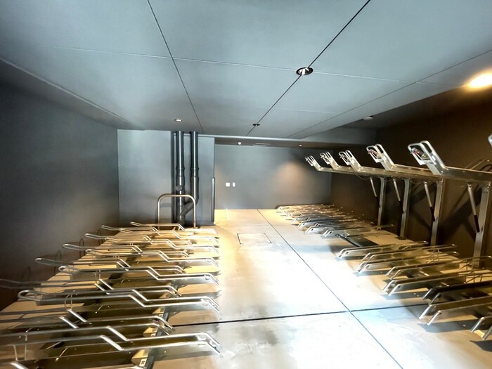 物件外観写真6　(駐輪場)