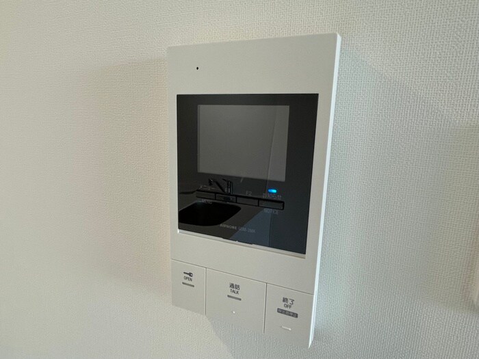 物件内観写真16　(玄関)