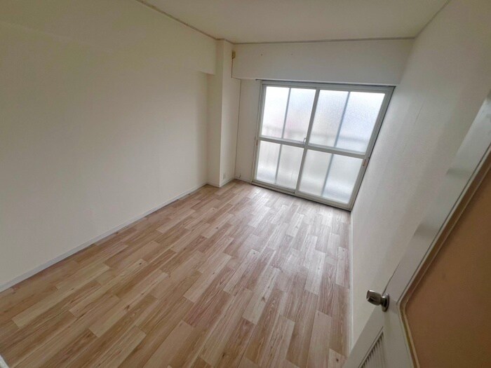 物件内観写真11　(居室)