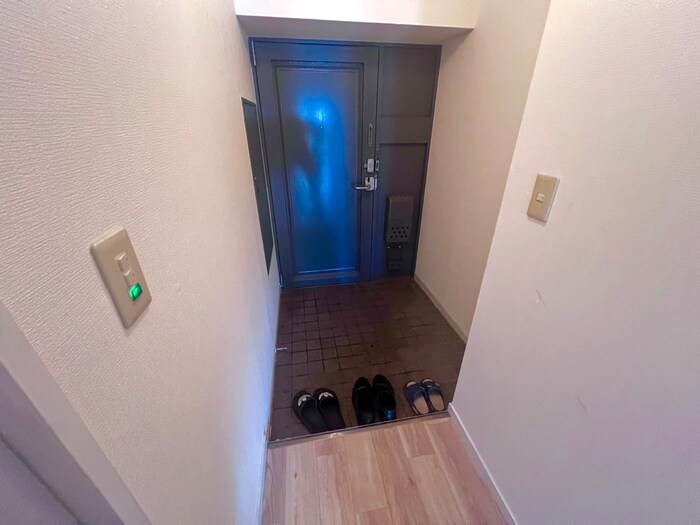 物件内観写真22　(玄関)