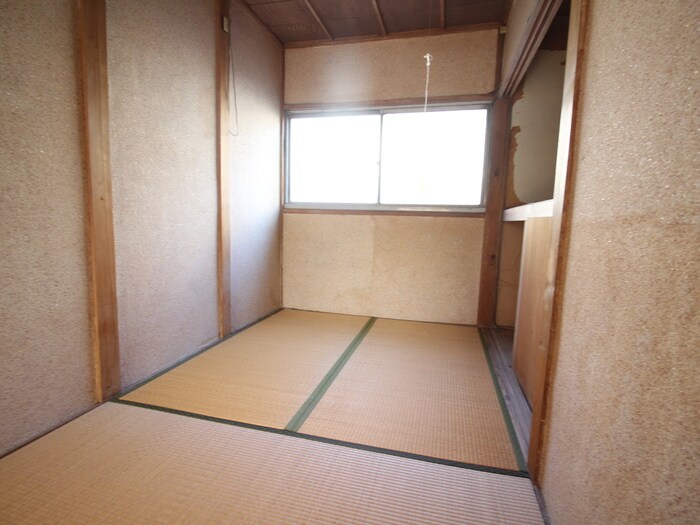 物件内観写真9　(居室)