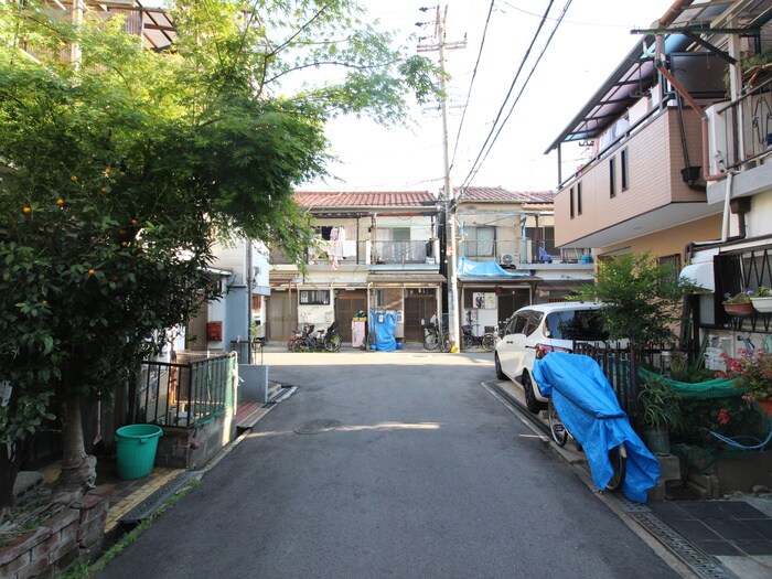 物件外観写真6　(周辺環境)