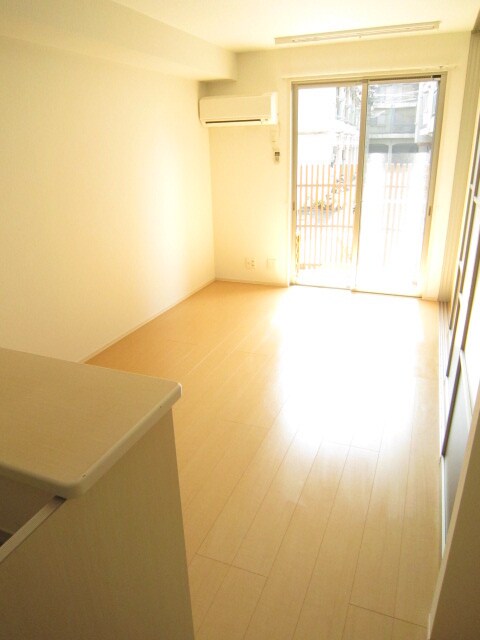 物件内観写真15　(居室)