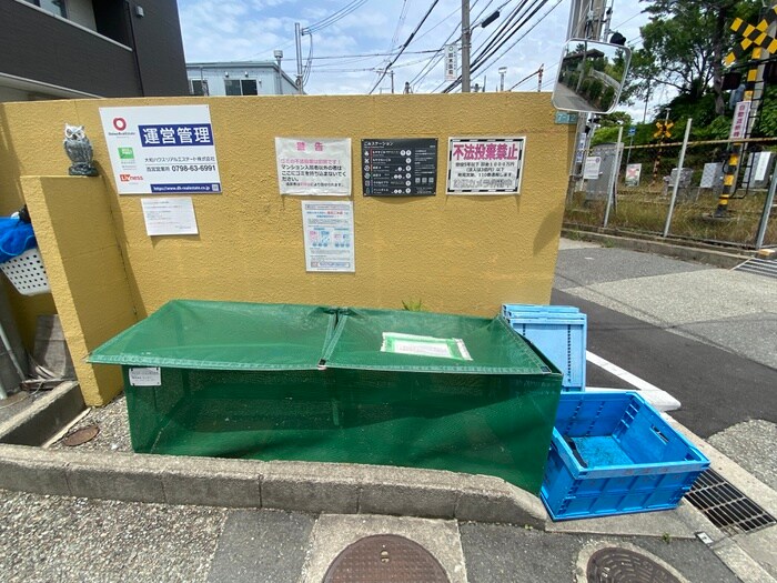 物件外観写真6　(建物設備)