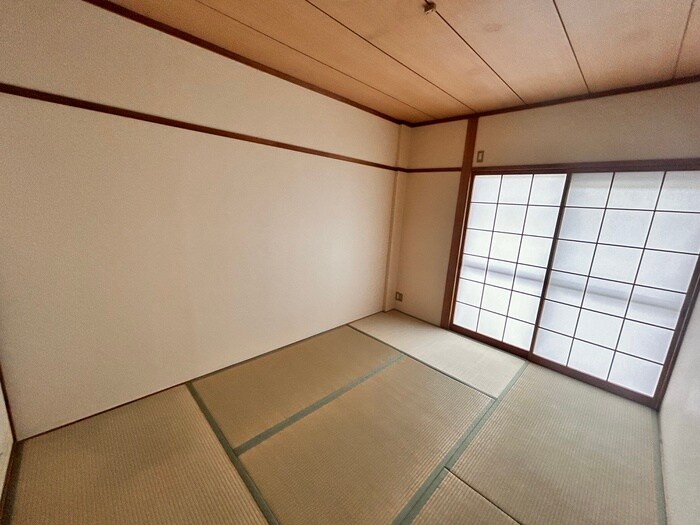 物件内観写真9　(居室)