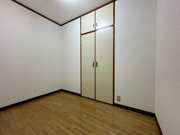 物件内観写真11　(居室)