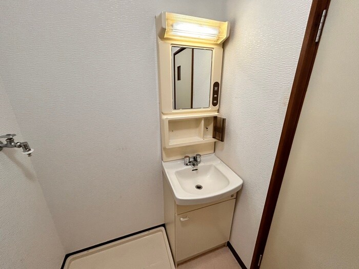 物件内観写真13　(洗面)