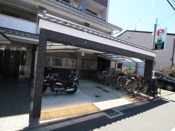 駐輪場