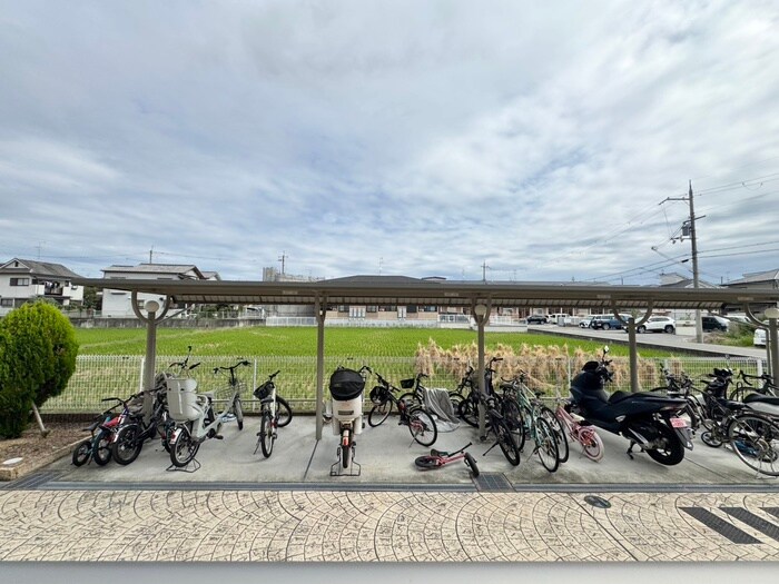 物件内観写真22　(室内からの展望)