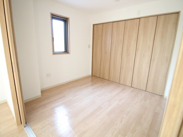 物件内観写真19　(居室)