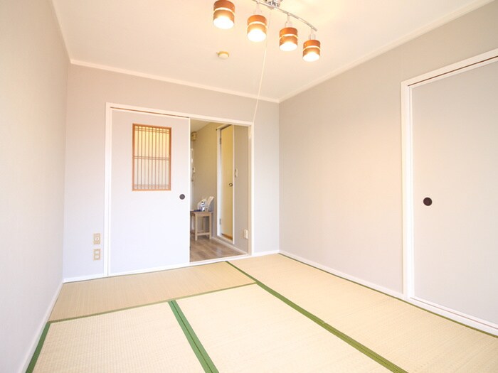 物件内観写真10　(居室)