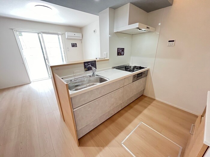 物件内観写真11　(キッチン)