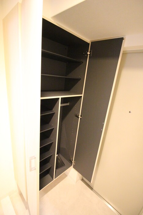 物件内観写真14　(靴箱)