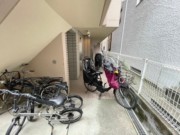 駐輪場