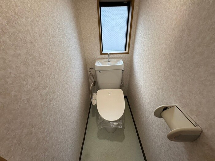 物件内観写真12　(トイレ)