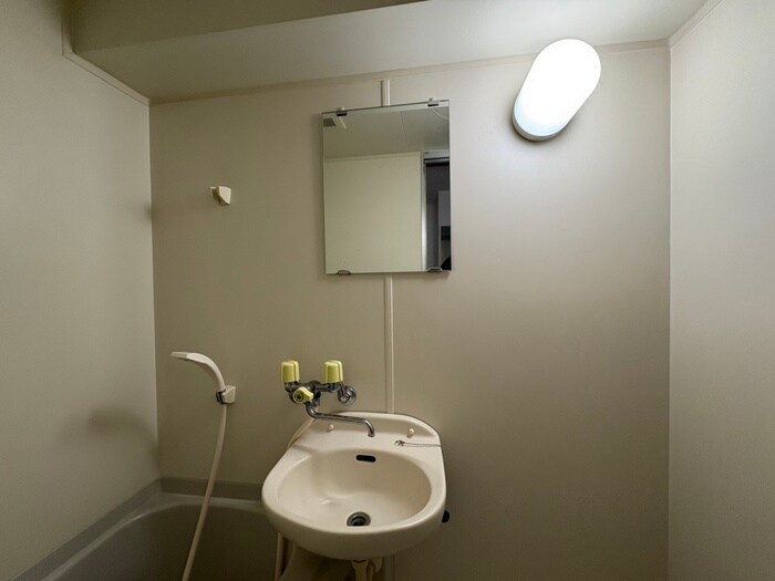 物件内観写真13　(洗面)