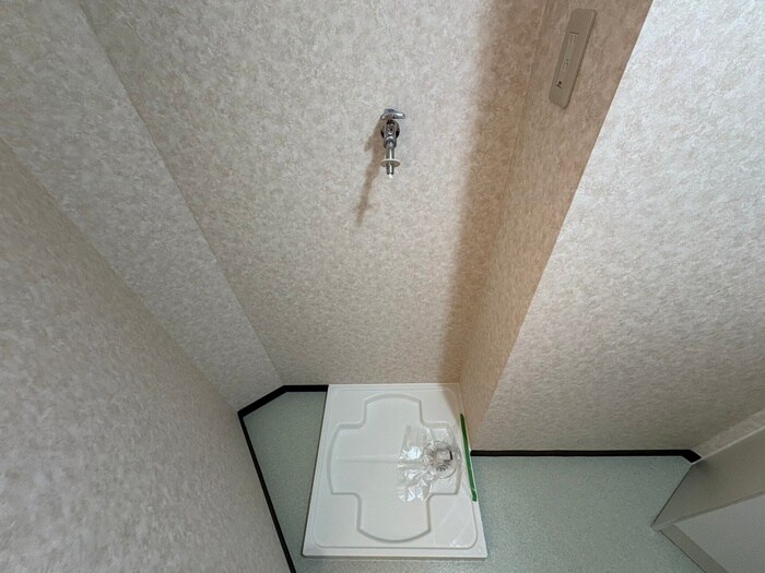 物件内観写真19　(洗濯機置場)