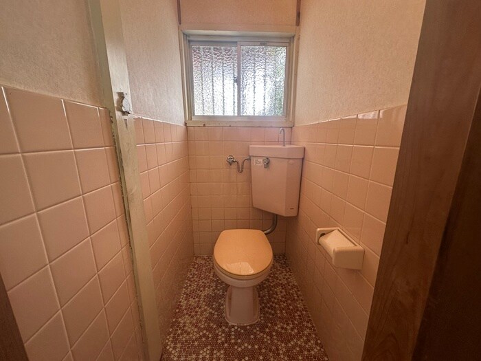 物件内観写真11　(トイレ)